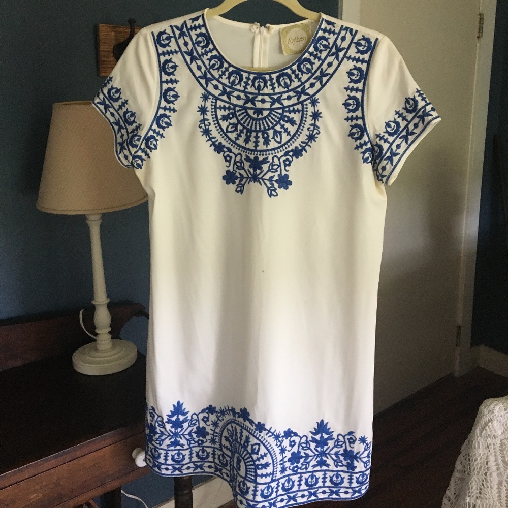 MEDIUM Dress